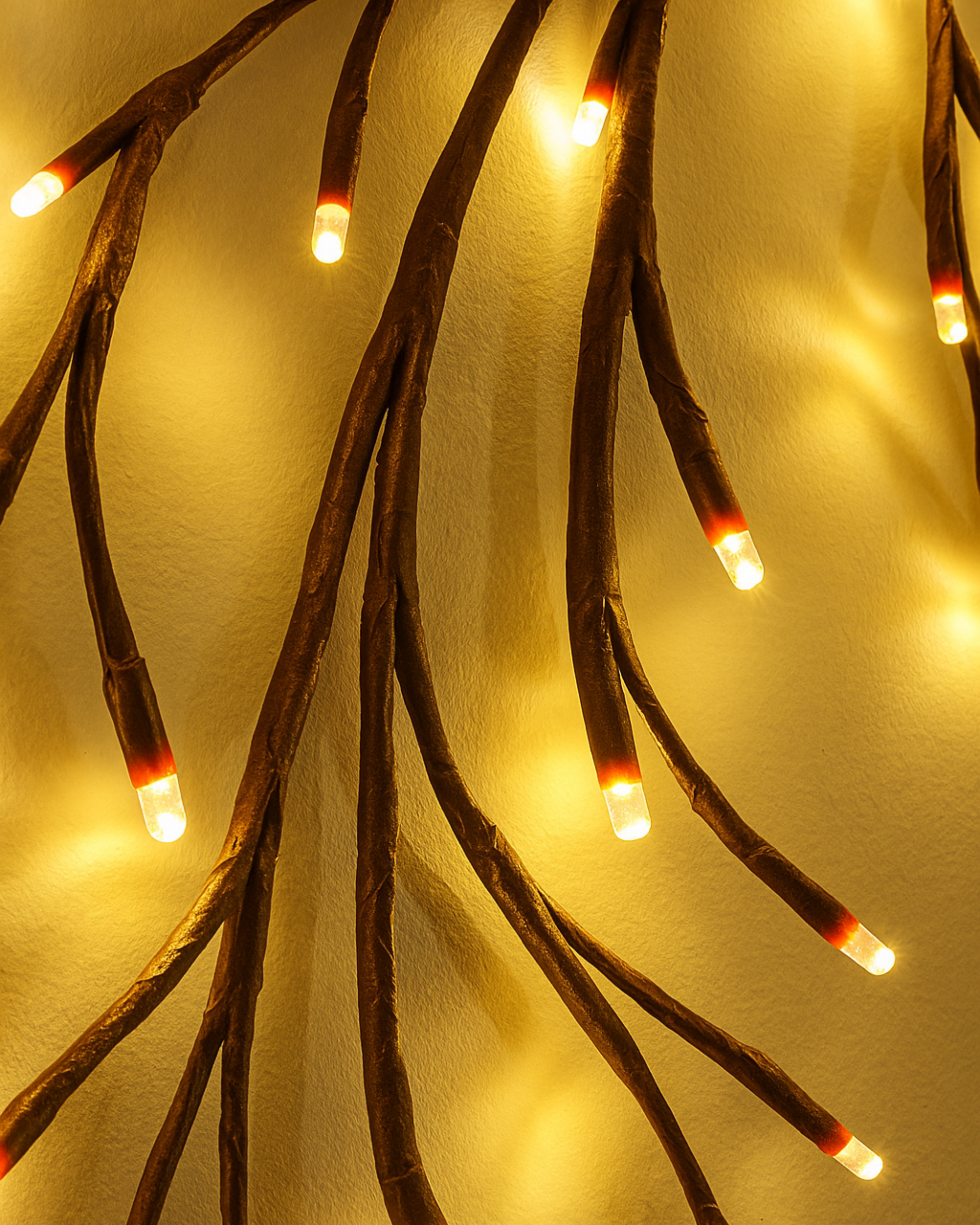 WillowGlow LED Vine Lights – DIY Branch Wall Lamp (72/96 LEDs, 8 Modes) - Planet Glow